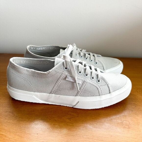 Superga 2750 Unisex Cotu Classic Lighy Grey Canvas Upper Ankle Sneaker - Picture 1 of 11